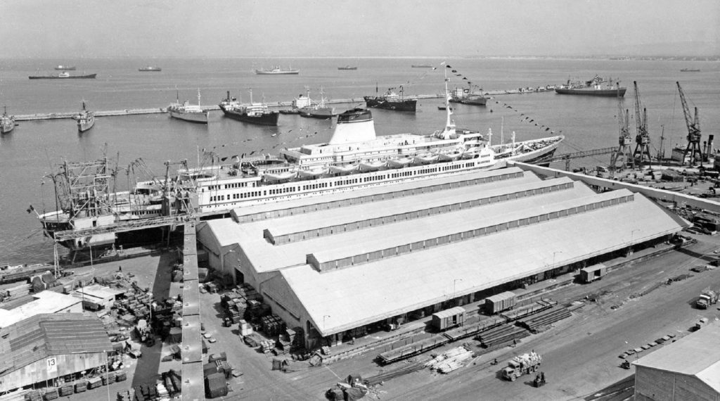 האנגר 15 בשנות ה-60 | צילום: ארכיון נמל חיפה